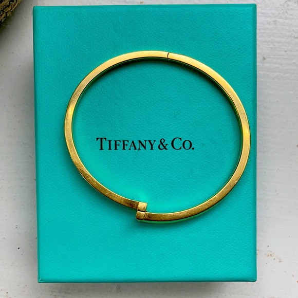 Tiffany & Co. Jewelry - Tiffany & Co. T1 Narrow Hinged Bangle, 18k Gold with box